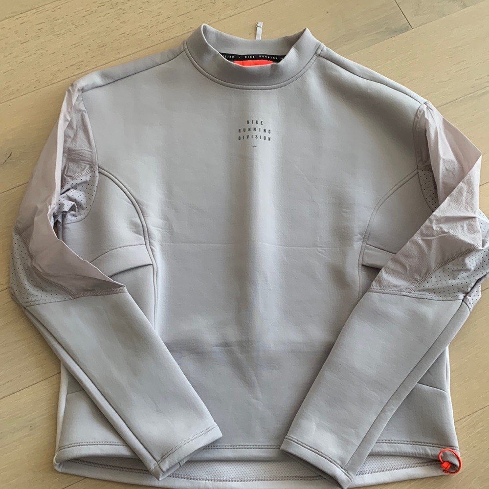 NEW Nike Running Division sweater
